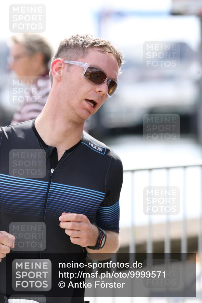 16.08.2026 - KN Förde Triathlon 2026 Antke Förster http://msf.ph/oto/9999571 16.08.2026 13:49:32 Laufen  meine-sportfotos.de
