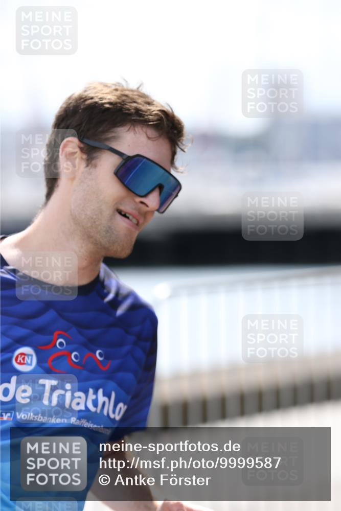16.08.2026 - KN Förde Triathlon 2026 Antke Förster http://msf.ph/oto/9999587 16.08.2026 13:49:49 Laufen  meine-sportfotos.de