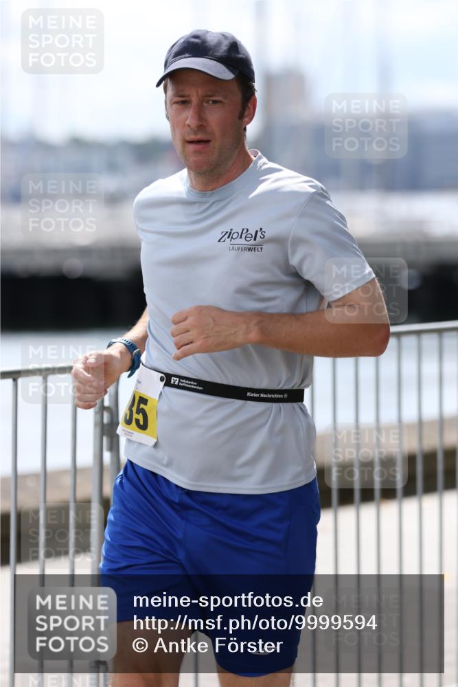 16.08.2026 - KN Förde Triathlon 2026 Antke Förster http://msf.ph/oto/9999594 16.08.2026 13:49:53 Laufen  meine-sportfotos.de
