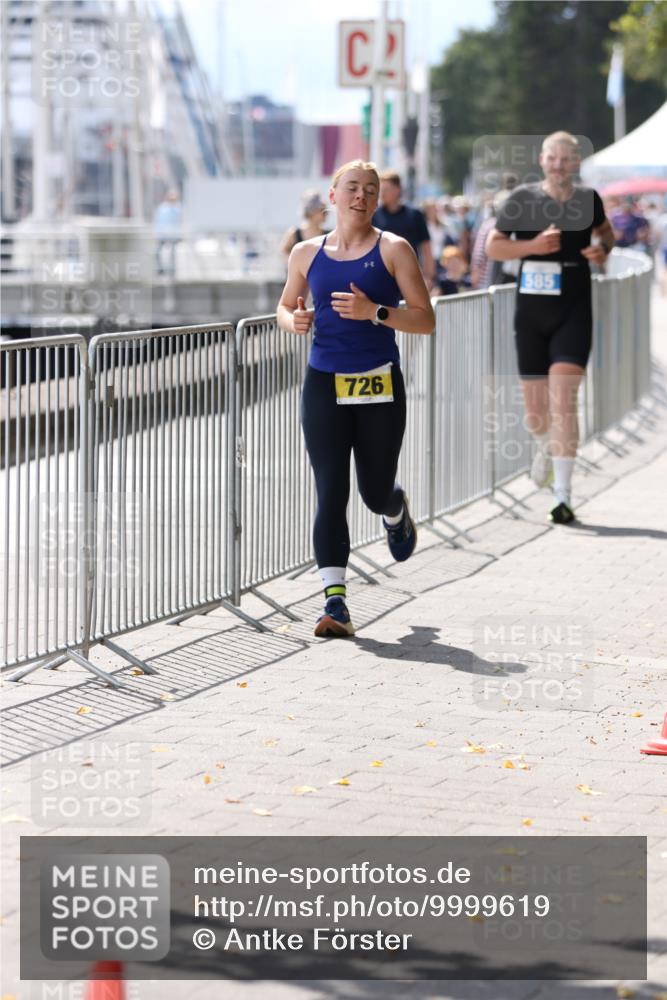 16.08.2026 - KN Förde Triathlon 2026 Antke Förster http://msf.ph/oto/9999619 16.08.2026 13:50:29 Laufen  meine-sportfotos.de