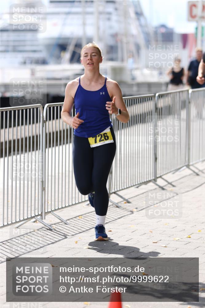 16.08.2026 - KN Förde Triathlon 2026 Antke Förster http://msf.ph/oto/9999622 16.08.2026 13:50:30 Laufen  meine-sportfotos.de