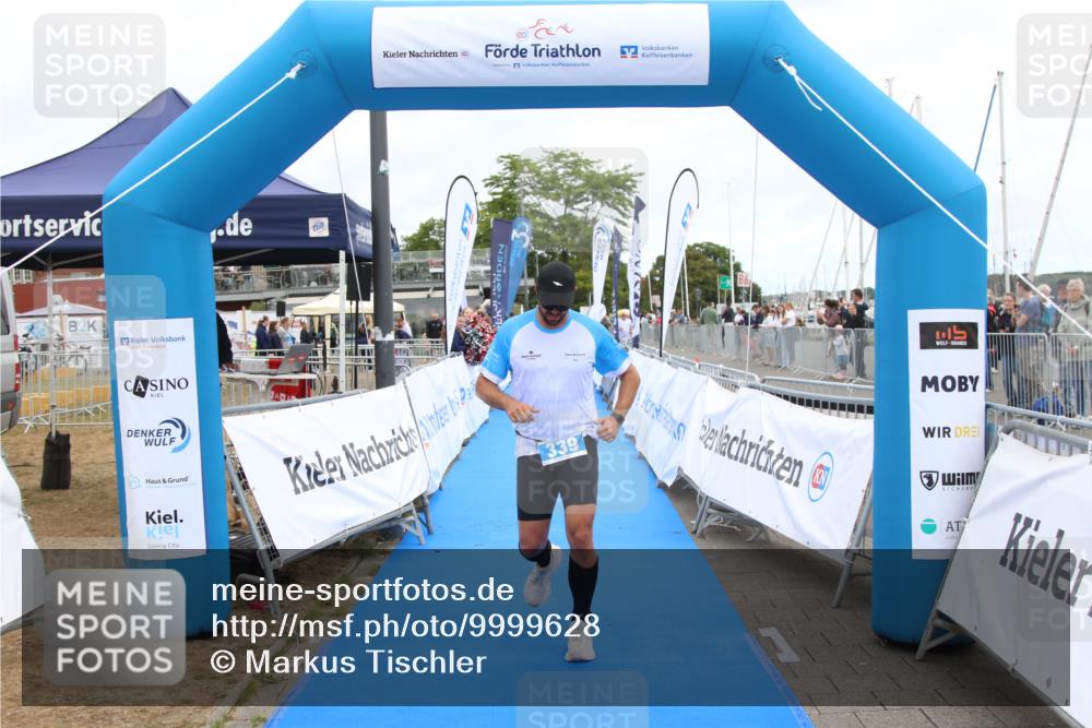 16.08.2026 - KN Förde Triathlon 2026 Markus Tischler http://msf.ph/oto/9999628 16.08.2026 12:14:22 Ziel 339, 379, 339, 379 meine-sportfotos.de