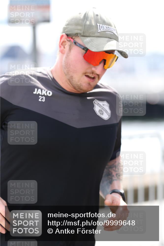 16.08.2026 - KN Förde Triathlon 2026 Antke Förster http://msf.ph/oto/9999648 16.08.2026 13:51:03 Laufen  meine-sportfotos.de