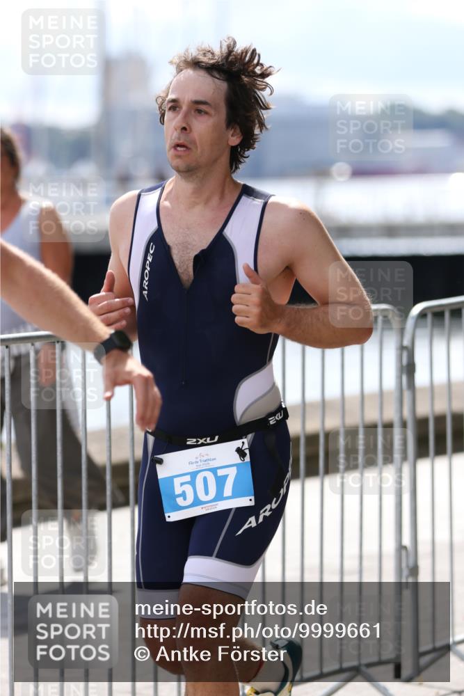 16.08.2026 - KN Förde Triathlon 2026 Antke Förster http://msf.ph/oto/9999661 16.08.2026 13:51:13 Laufen  meine-sportfotos.de
