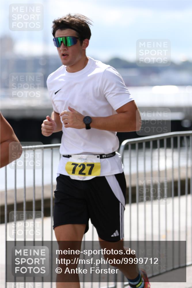 16.08.2026 - KN Förde Triathlon 2026 Antke Förster http://msf.ph/oto/9999712 16.08.2026 13:52:29 Laufen  meine-sportfotos.de