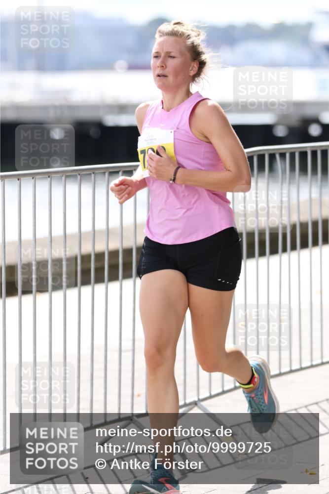 16.08.2026 - KN Förde Triathlon 2026 Antke Förster http://msf.ph/oto/9999725 16.08.2026 13:52:38 Laufen  meine-sportfotos.de