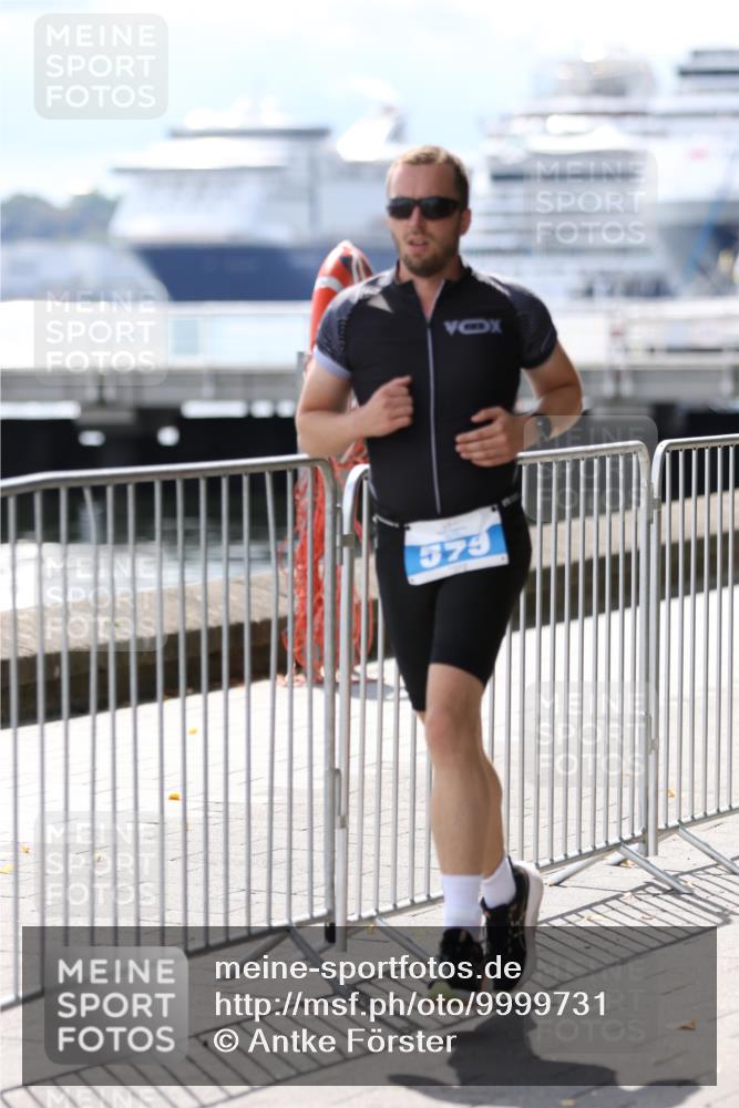 16.08.2026 - KN Förde Triathlon 2026 Antke Förster http://msf.ph/oto/9999731 16.08.2026 13:52:50 Laufen  meine-sportfotos.de