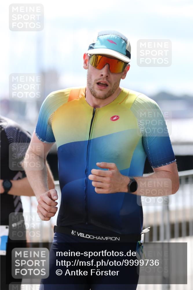 16.08.2026 - KN Förde Triathlon 2026 Antke Förster http://msf.ph/oto/9999736 16.08.2026 13:52:52 Laufen  meine-sportfotos.de