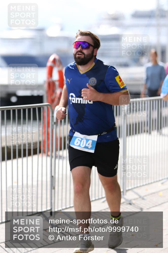 16.08.2026 - KN Förde Triathlon 2026 Antke Förster http://msf.ph/oto/9999740 16.08.2026 13:52:56 Laufen  meine-sportfotos.de