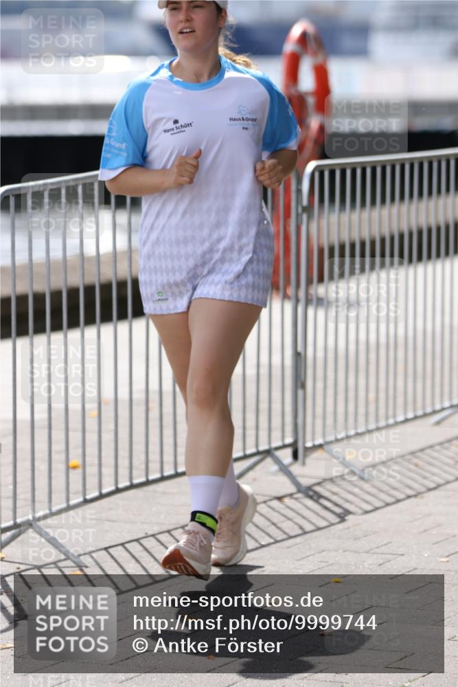 16.08.2026 - KN Förde Triathlon 2026 Antke Förster http://msf.ph/oto/9999744 16.08.2026 13:52:58 Laufen  meine-sportfotos.de