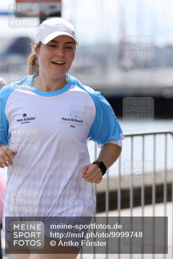 16.08.2026 - KN Förde Triathlon 2026 Antke Förster http://msf.ph/oto/9999748 16.08.2026 13:53:00 Laufen  meine-sportfotos.de