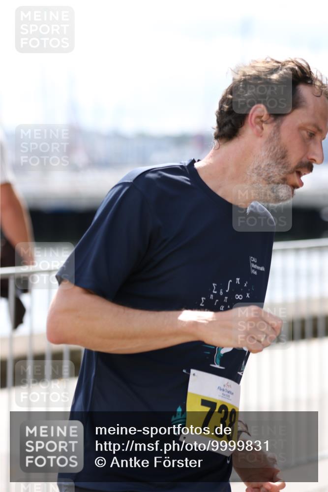 16.08.2026 - KN Förde Triathlon 2026 Antke Förster http://msf.ph/oto/9999831 16.08.2026 13:54:16 Laufen  meine-sportfotos.de