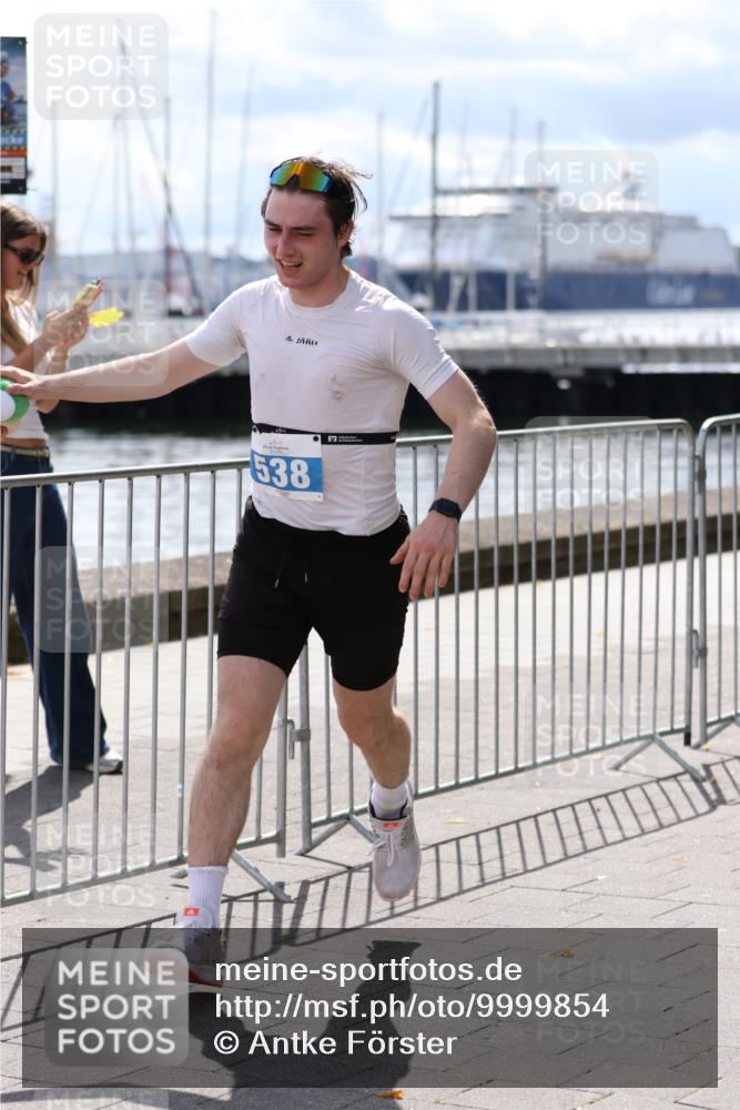 16.08.2026 - KN Förde Triathlon 2026 Antke Förster http://msf.ph/oto/9999854 16.08.2026 13:55:14 Laufen  meine-sportfotos.de