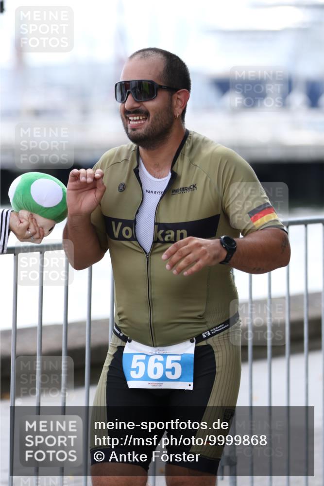 16.08.2026 - KN Förde Triathlon 2026 Antke Förster http://msf.ph/oto/9999868 16.08.2026 13:55:41 Laufen  meine-sportfotos.de