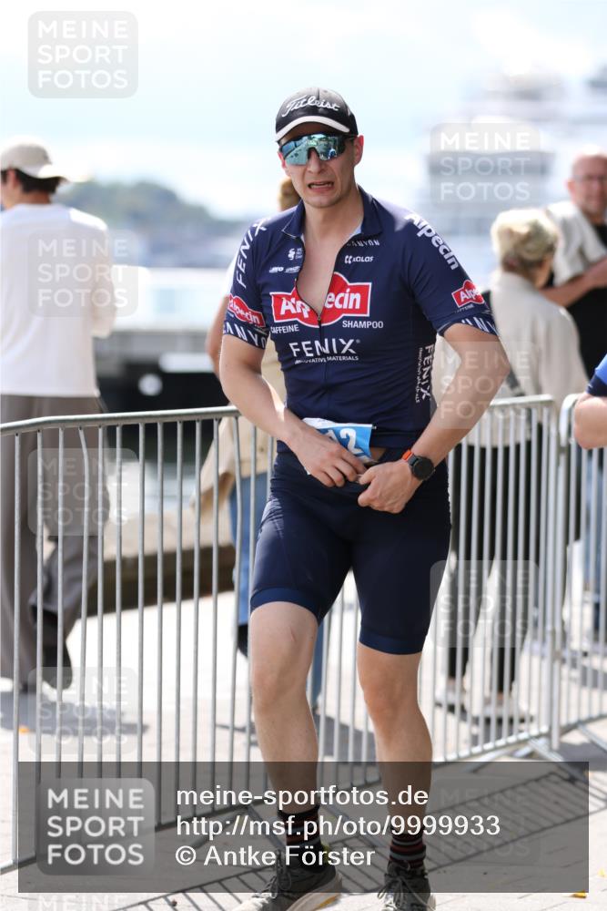 16.08.2026 - KN Förde Triathlon 2026 Antke Förster http://msf.ph/oto/9999933 16.08.2026 13:57:17 Laufen  meine-sportfotos.de