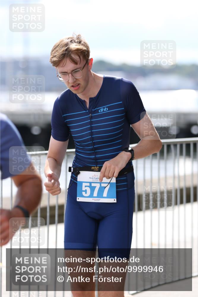 16.08.2026 - KN Förde Triathlon 2026 Antke Förster http://msf.ph/oto/9999946 16.08.2026 13:57:30 Laufen  meine-sportfotos.de