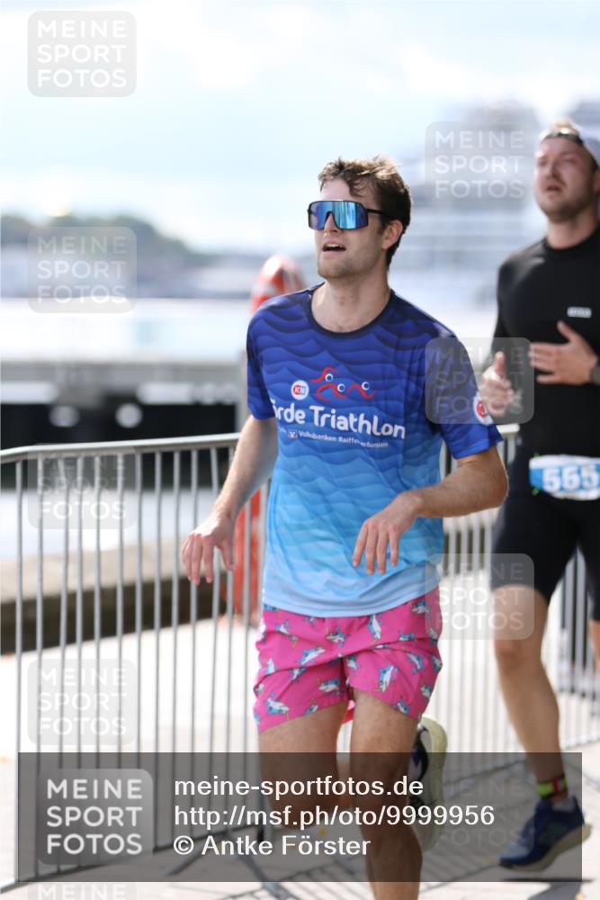16.08.2026 - KN Förde Triathlon 2026 Antke Förster http://msf.ph/oto/9999956 16.08.2026 13:57:44 Laufen  meine-sportfotos.de