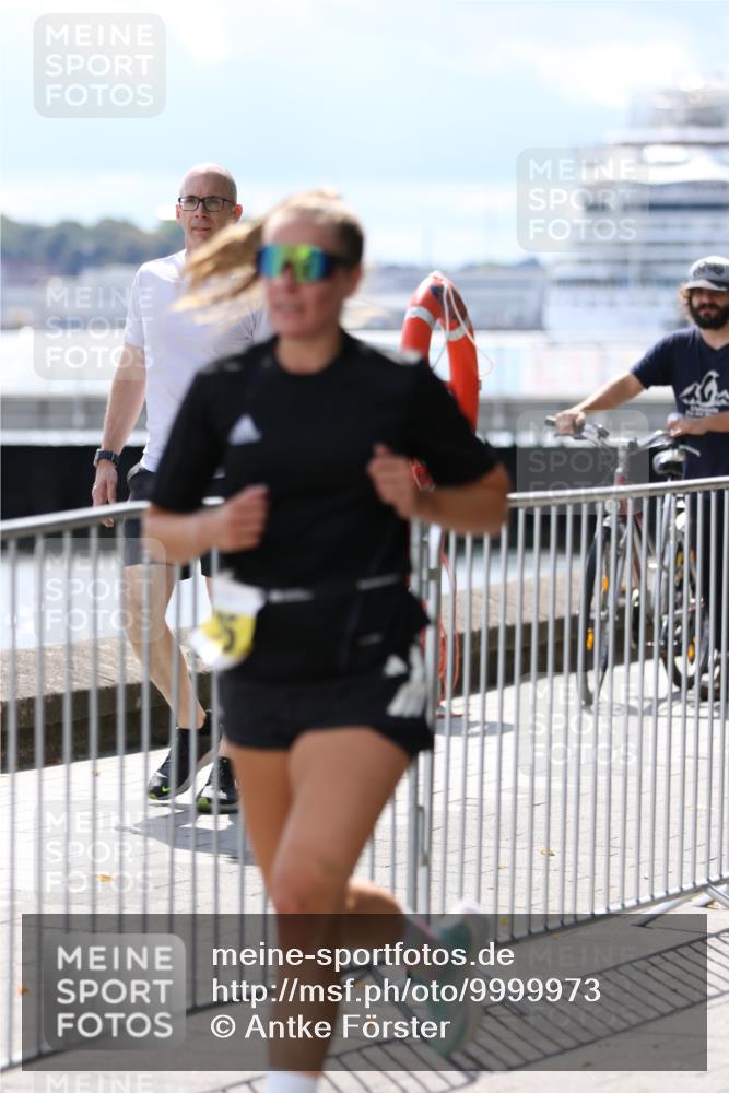 16.08.2026 - KN Förde Triathlon 2026 Antke Förster http://msf.ph/oto/9999973 16.08.2026 13:58:30 Laufen  meine-sportfotos.de