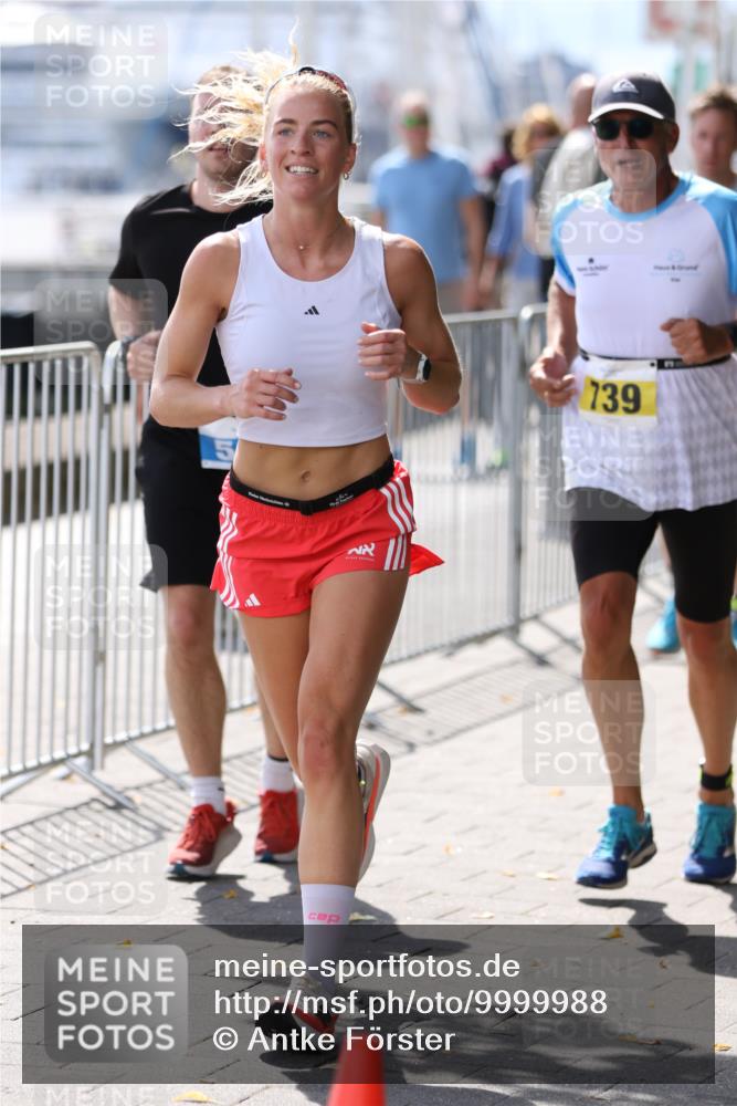 16.08.2026 - KN Förde Triathlon 2026 Antke Förster http://msf.ph/oto/9999988 16.08.2026 13:58:51 Laufen  meine-sportfotos.de