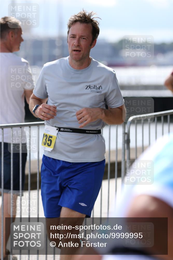 16.08.2026 - KN Förde Triathlon 2026 Antke Förster http://msf.ph/oto/9999995 16.08.2026 13:58:55 Laufen  meine-sportfotos.de