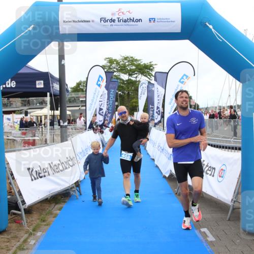 16.08.2026 - KN Förde Triathlon 2026 Markus Tischler http://msf.ph/oto/10000003 16.08.2026 12:16:07 Ziel 392, 408, 392, 408 meine-sportfotos.de