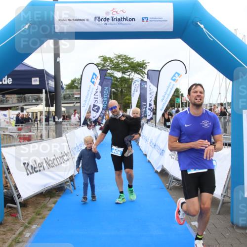 16.08.2026 - KN Förde Triathlon 2026 Markus Tischler http://msf.ph/oto/10000016 16.08.2026 12:16:07 Ziel 392, 408, 392, 408 meine-sportfotos.de