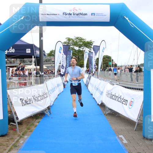 16.08.2026 - KN Förde Triathlon 2026 Markus Tischler http://msf.ph/oto/10000362 16.08.2026 12:18:01 Ziel 376, 376 meine-sportfotos.de