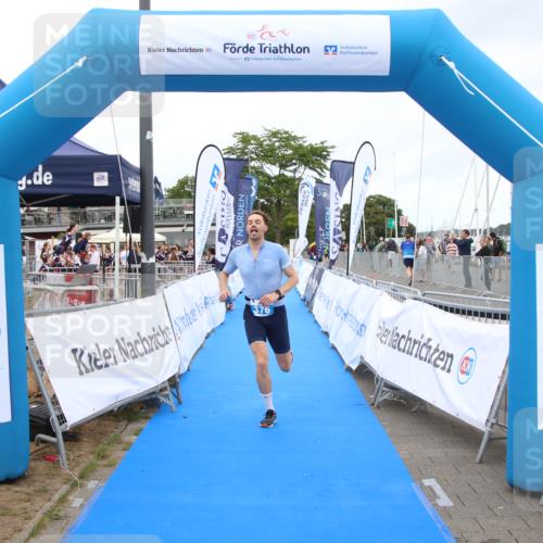16.08.2026 - KN Förde Triathlon 2026 Markus Tischler http://msf.ph/oto/10000366 16.08.2026 12:18:02 Ziel 376, 376 meine-sportfotos.de