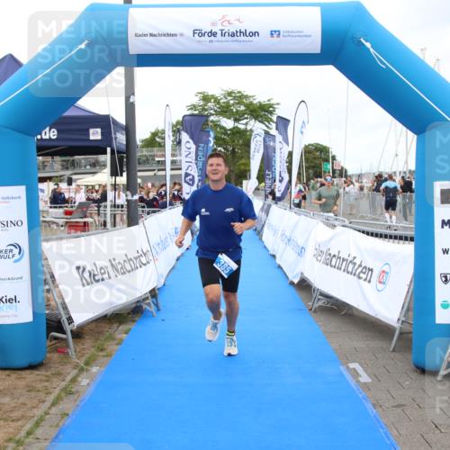 16.08.2026 - KN Förde Triathlon 2026 Markus Tischler http://msf.ph/oto/10000432 16.08.2026 12:19:01 Ziel 385, 401, 385, 401 meine-sportfotos.de