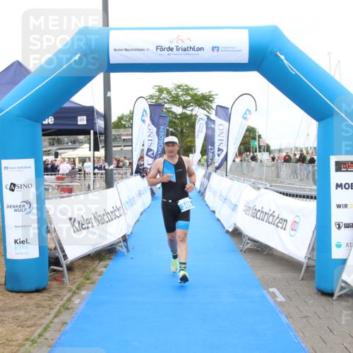 16.08.2026 - KN Förde Triathlon 2026 Markus Tischler http://msf.ph/oto/10000533 16.08.2026 12:21:29 Ziel 369, 369 meine-sportfotos.de