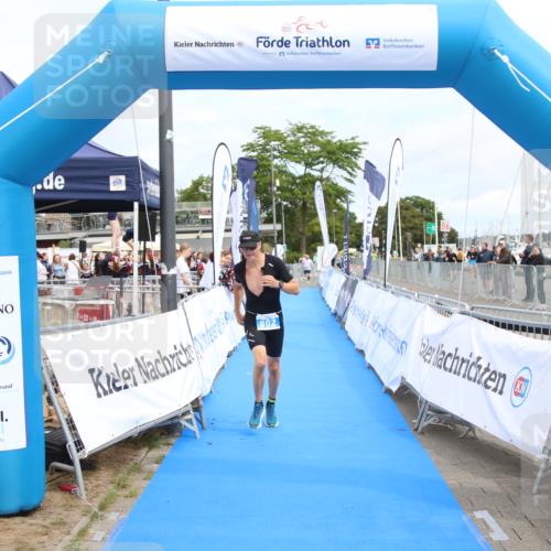 16.08.2026 - KN Förde Triathlon 2026 Markus Tischler http://msf.ph/oto/10000947 16.08.2026 12:26:41 Ziel 802, 802 meine-sportfotos.de