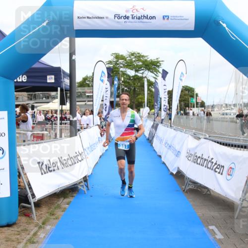 16.08.2026 - KN Förde Triathlon 2026 Markus Tischler http://msf.ph/oto/10001086 16.08.2026 12:27:48 Ziel 381, 384, 425, 381, 384, 425 meine-sportfotos.de