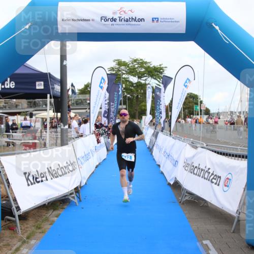 16.08.2026 - KN Förde Triathlon 2026 Markus Tischler http://msf.ph/oto/10001208 16.08.2026 12:28:55 Ziel 432, 432 meine-sportfotos.de
