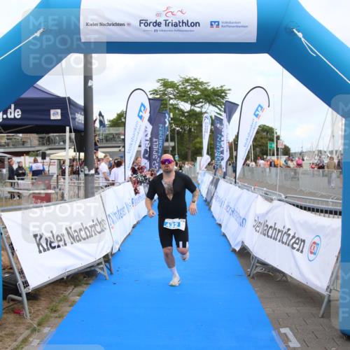 16.08.2026 - KN Förde Triathlon 2026 Markus Tischler http://msf.ph/oto/10001217 16.08.2026 12:28:55 Ziel 432, 432 meine-sportfotos.de
