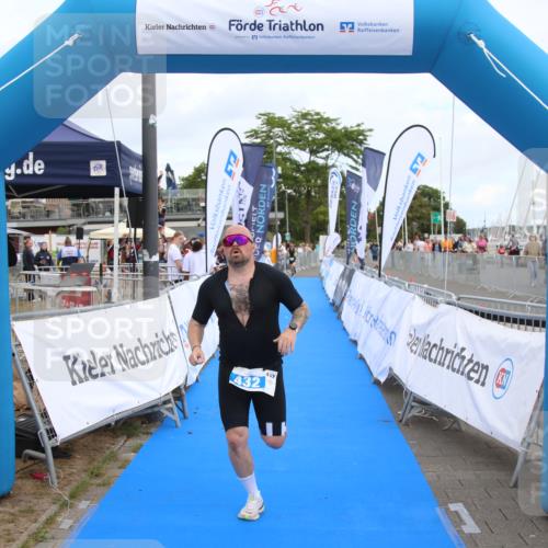 16.08.2026 - KN Förde Triathlon 2026 Markus Tischler http://msf.ph/oto/10001244 16.08.2026 12:28:56 Ziel 432, 432 meine-sportfotos.de