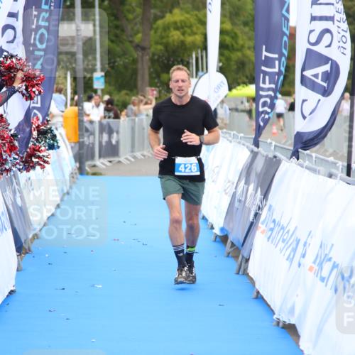 16.08.2026 - KN Förde Triathlon 2026 Markus Tischler http://msf.ph/oto/10001503 16.08.2026 12:31:28 Ziel 426, 426 meine-sportfotos.de