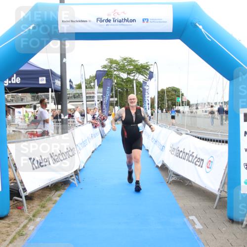 16.08.2026 - KN Förde Triathlon 2026 Markus Tischler http://msf.ph/oto/10001516 16.08.2026 12:32:46 Ziel 413, 413 meine-sportfotos.de