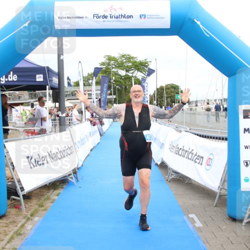 16.08.2026 - KN Förde Triathlon 2026 Markus Tischler http://msf.ph/oto/10001525 16.08.2026 12:32:47 Ziel 413, 413 meine-sportfotos.de