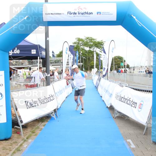 16.08.2026 - KN Förde Triathlon 2026 Markus Tischler http://msf.ph/oto/10001529 16.08.2026 12:33:08 Ziel 427, 427 meine-sportfotos.de