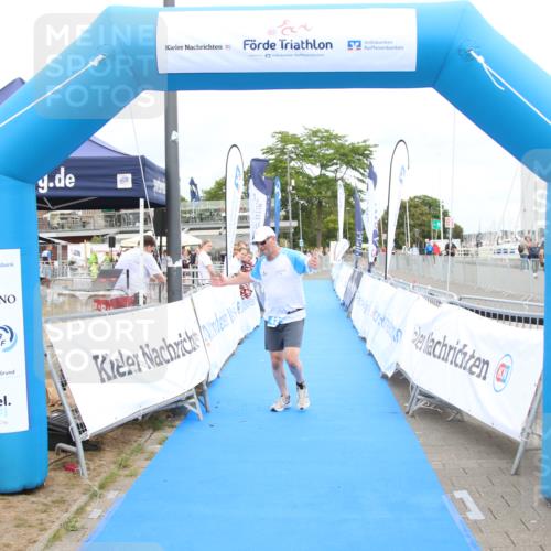 16.08.2026 - KN Förde Triathlon 2026 Markus Tischler http://msf.ph/oto/10001530 16.08.2026 12:33:09 Ziel 427, 427 meine-sportfotos.de