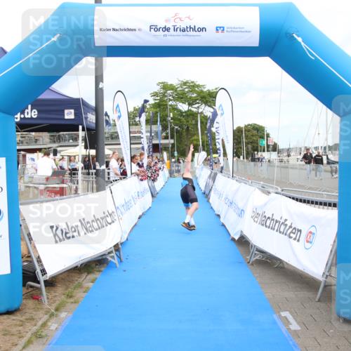 16.08.2026 - KN Förde Triathlon 2026 Markus Tischler http://msf.ph/oto/10001541 16.08.2026 12:34:17 Ziel 396, 396 meine-sportfotos.de