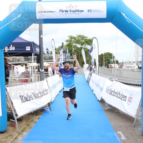 16.08.2026 - KN Förde Triathlon 2026 Markus Tischler http://msf.ph/oto/10001573 16.08.2026 12:35:04 Ziel 438, 438 meine-sportfotos.de