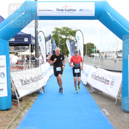 16.08.2026 - KN Förde Triathlon 2026 Markus Tischler http://msf.ph/oto/10001579 16.08.2026 12:36:03 Ziel 428, 801, 428, 801 meine-sportfotos.de