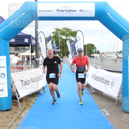 16.08.2026 - KN Förde Triathlon 2026 Markus Tischler http://msf.ph/oto/10001586 16.08.2026 12:36:04 Ziel 428, 801, 428, 801 meine-sportfotos.de