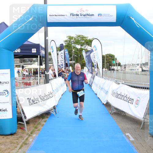 16.08.2026 - KN Förde Triathlon 2026 Markus Tischler http://msf.ph/oto/10001590 16.08.2026 12:36:58 Ziel 422, 422 meine-sportfotos.de