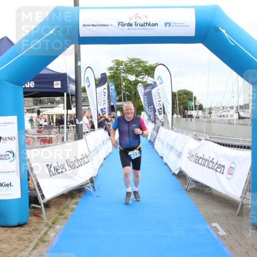 16.08.2026 - KN Förde Triathlon 2026 Markus Tischler http://msf.ph/oto/10001591 16.08.2026 12:36:58 Ziel 422, 422 meine-sportfotos.de