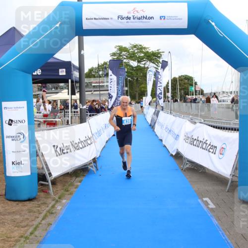 16.08.2026 - KN Förde Triathlon 2026 Markus Tischler http://msf.ph/oto/10001606 16.08.2026 12:43:02 Ziel 439, 439 meine-sportfotos.de