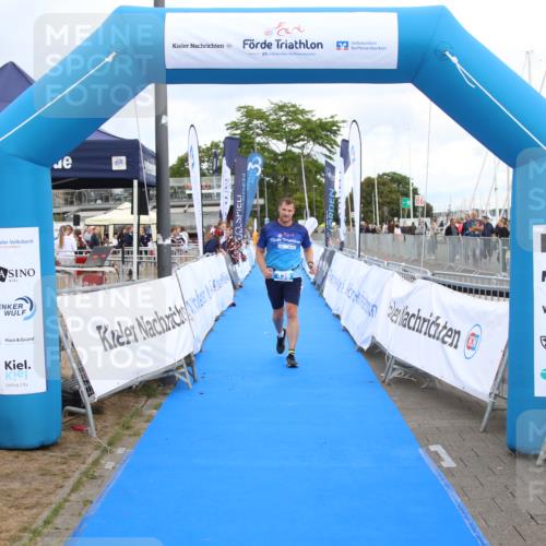16.08.2026 - KN Förde Triathlon 2026 Markus Tischler http://msf.ph/oto/10001614 16.08.2026 12:43:22 Ziel 436, 436 meine-sportfotos.de