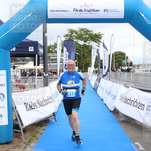 16.08.2026 - KN Förde Triathlon 2026 Markus Tischler http://msf.ph/oto/10001655 16.08.2026 12:48:26 Ziel 415, 415 meine-sportfotos.de
