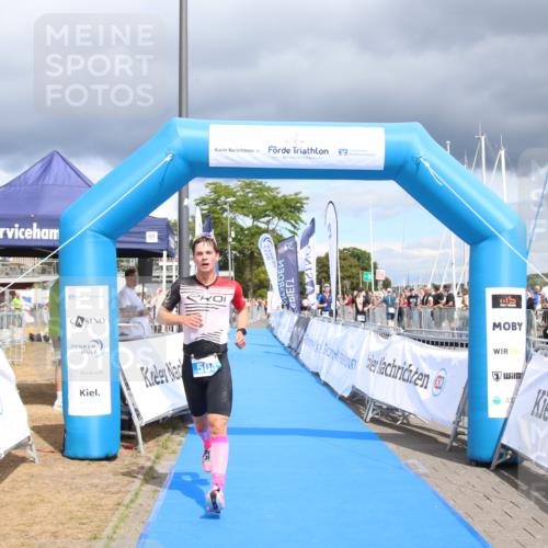 16.08.2026 - KN Förde Triathlon 2026 Markus Tischler http://msf.ph/oto/10001740 16.08.2026 13:36:51 Ziel 504, 504 meine-sportfotos.de